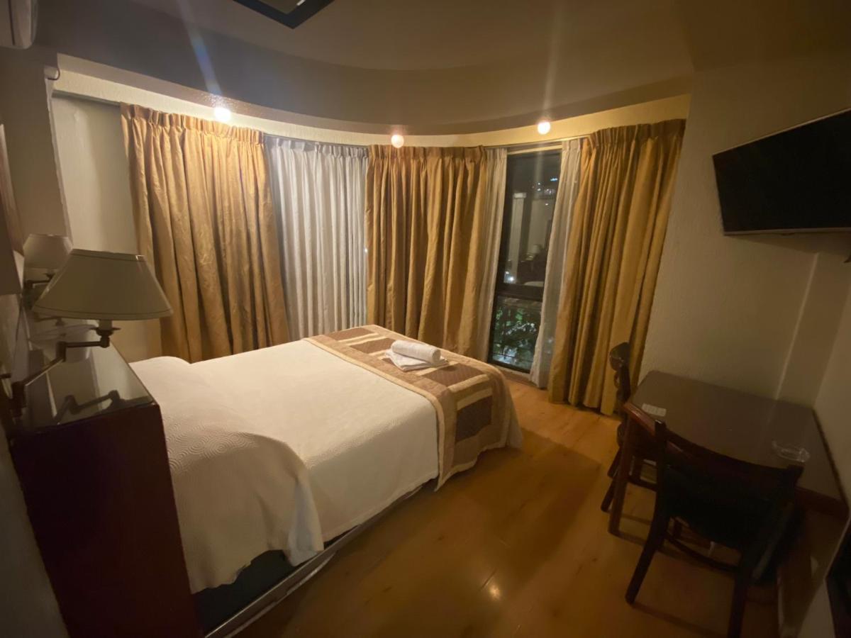 Intimo Hotel Miraflores Сантьяго Экстерьер фото